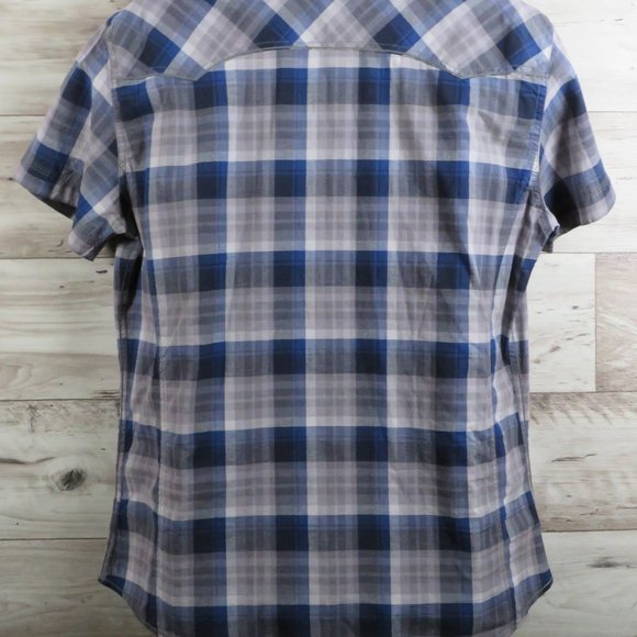 Urban Pipeline* Men's Short Sleeve Snap Button Down Curved Hem Plaid Shirt~Large - Picture 8 of 12